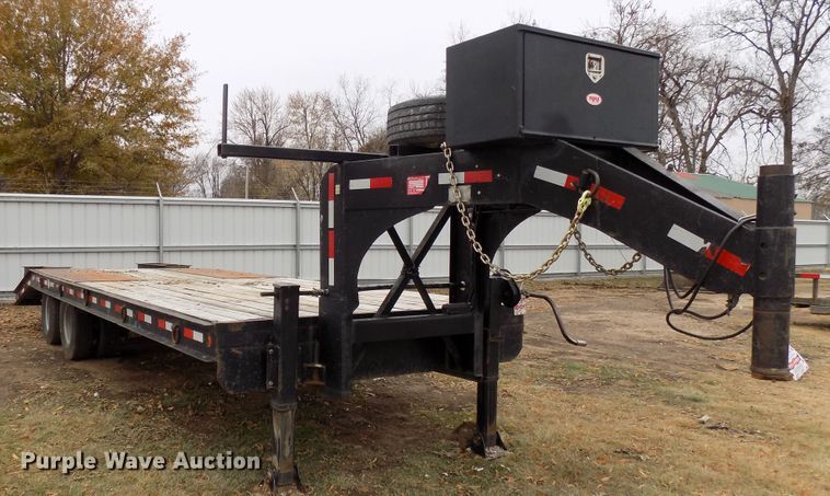 image for item GF9856 1980 Belshe T-8 equipment trailer