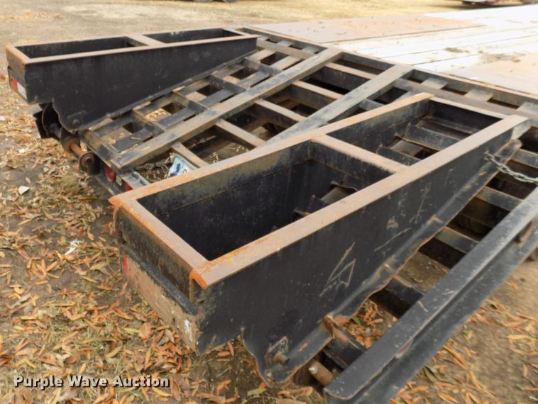 image for item GF9856 1980 Belshe T-8 equipment trailer