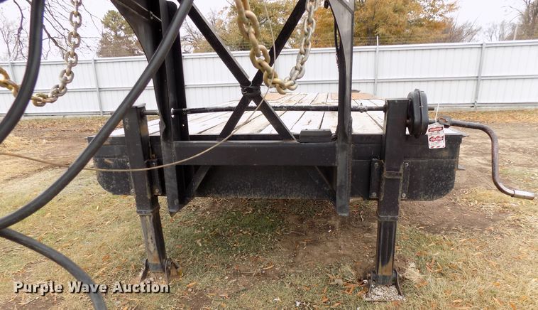 image for item GF9856 1980 Belshe T-8 equipment trailer