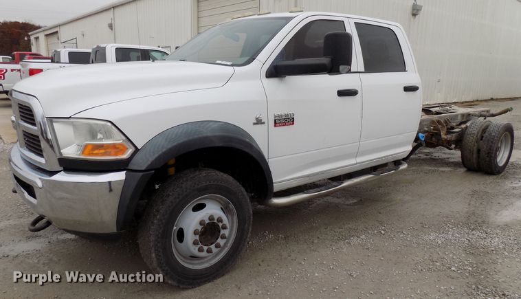 image for item GF9865 2012 Dodge Ram 5500HD truck cab and chassis