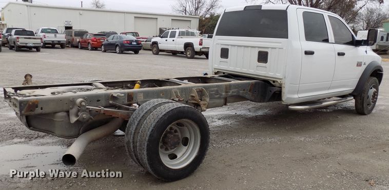 image for item GF9865 2012 Dodge Ram 5500HD truck cab and chassis