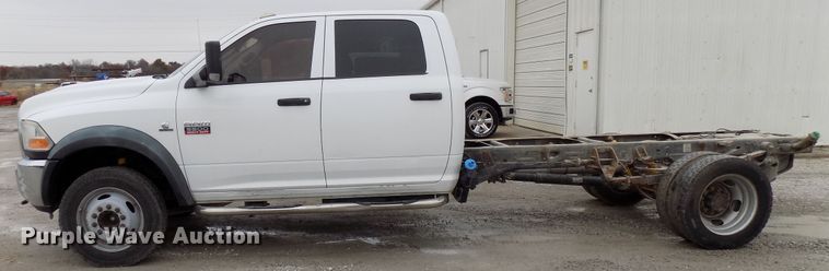 image for item GF9865 2012 Dodge Ram 5500HD truck cab and chassis