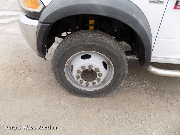 image for item GF9865 2012 Dodge Ram 5500HD truck cab and chassis