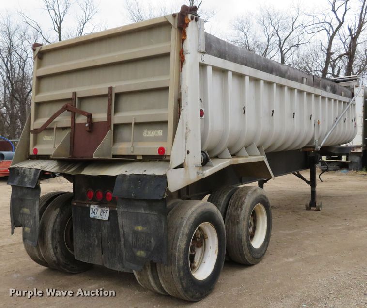 image for item GI9037 1966 Fruehauf end dump trailer