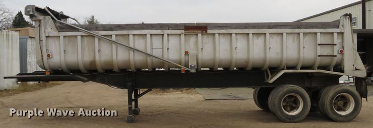 image for item GI9037 1966 Fruehauf end dump trailer