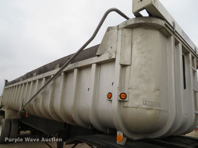 image for item GI9037 1966 Fruehauf end dump trailer