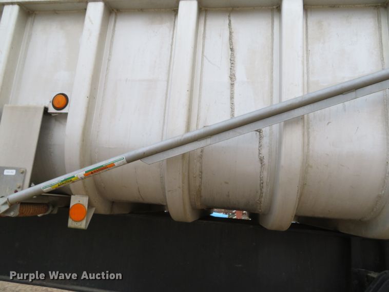 image for item GI9037 1966 Fruehauf end dump trailer