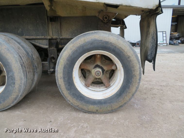 image for item GI9037 1966 Fruehauf end dump trailer