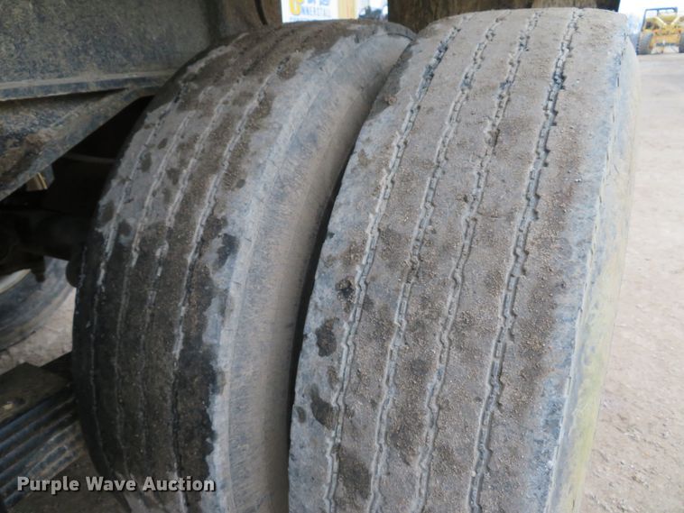 image for item GI9037 1966 Fruehauf end dump trailer