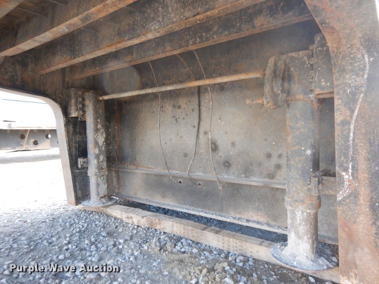 image for item GJ9158 1987 Transcraft 0DDTX42-21-45 drop deck equipment trailer