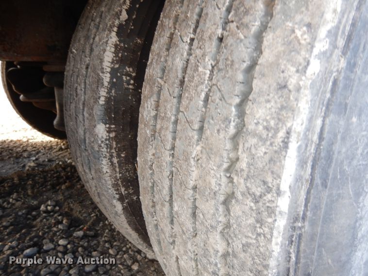 image for item GJ9158 1987 Transcraft 0DDTX42-21-45 drop deck equipment trailer