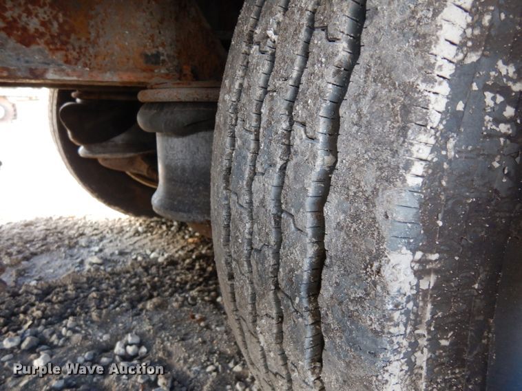 image for item GJ9158 1987 Transcraft 0DDTX42-21-45 drop deck equipment trailer