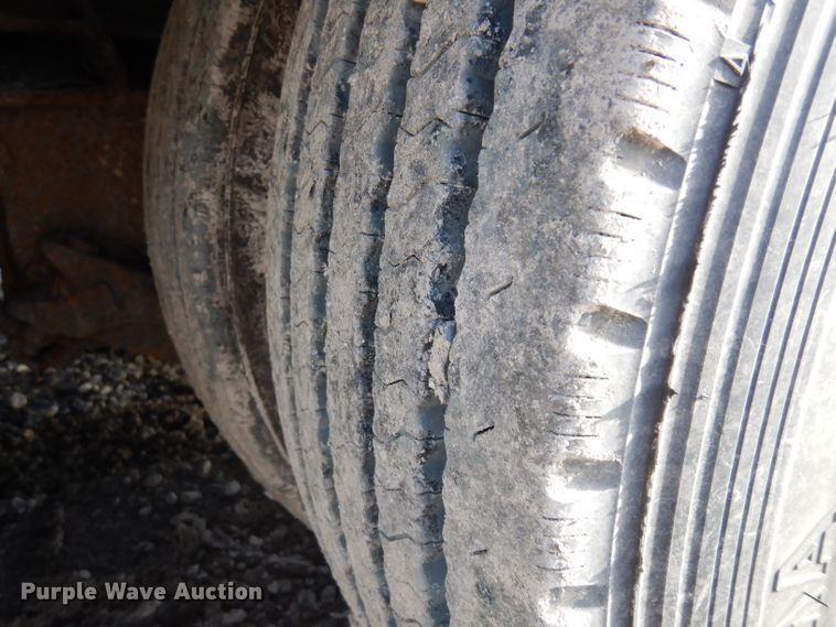 image for item GJ9158 1987 Transcraft 0DDTX42-21-45 drop deck equipment trailer