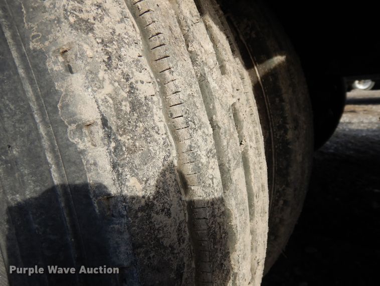 image for item GJ9158 1987 Transcraft 0DDTX42-21-45 drop deck equipment trailer