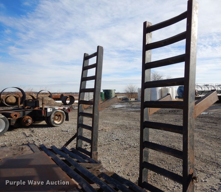 image for item GJ9159 1999 Transcraft drop deck equipment trailer