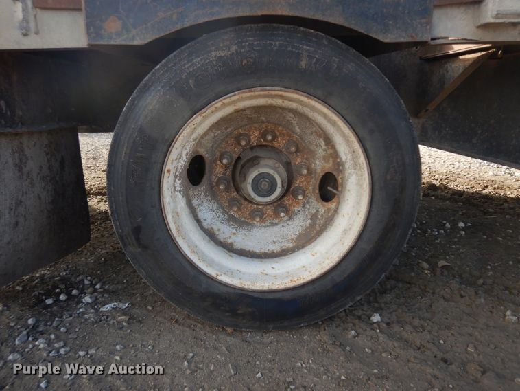 image for item GJ9159 1999 Transcraft drop deck equipment trailer