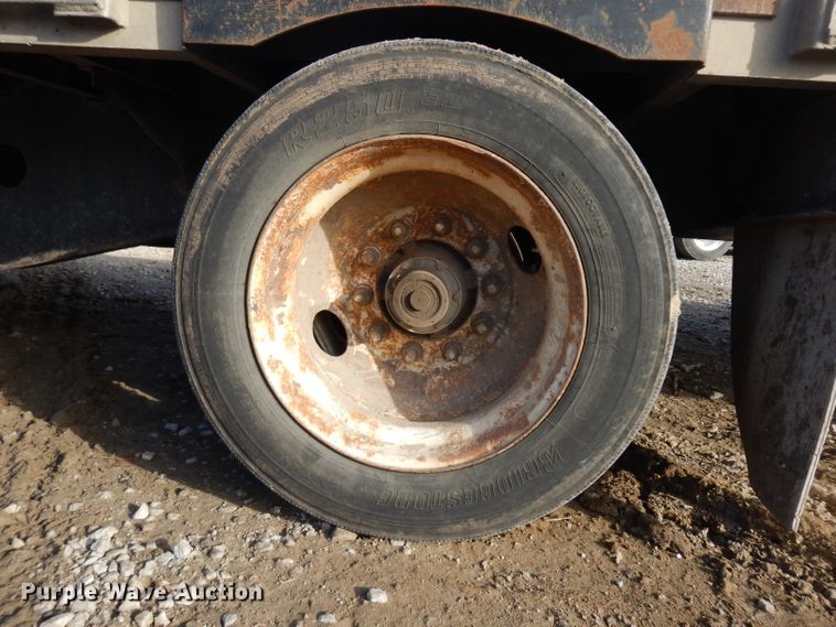 image for item GJ9159 1999 Transcraft drop deck equipment trailer