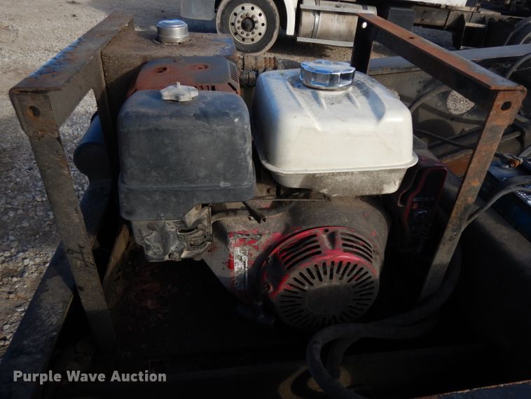 image for item GJ9160 1998 Fontaine TA50H low boy equipment trailer