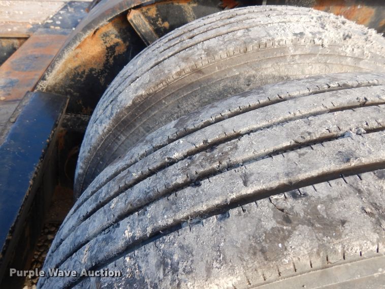 image for item GJ9160 1998 Fontaine TA50H low boy equipment trailer