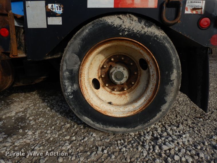 image for item GJ9160 1998 Fontaine TA50H low boy equipment trailer