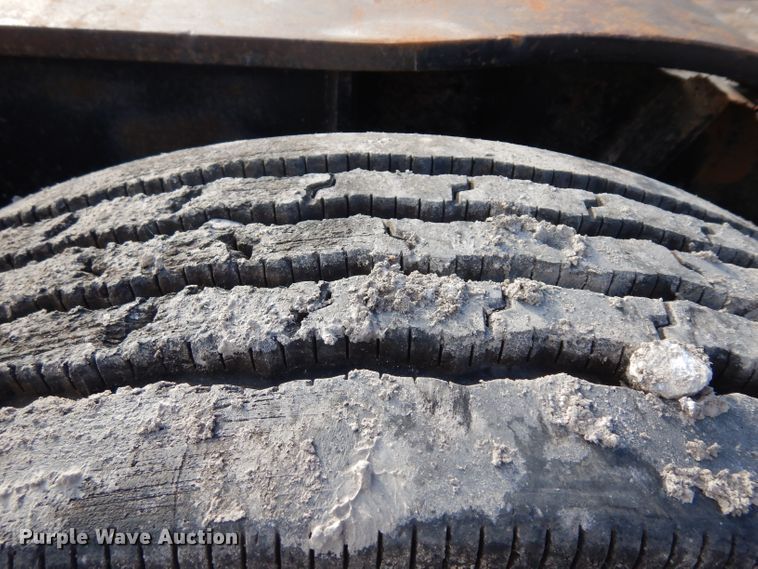 image for item GJ9160 1998 Fontaine TA50H low boy equipment trailer