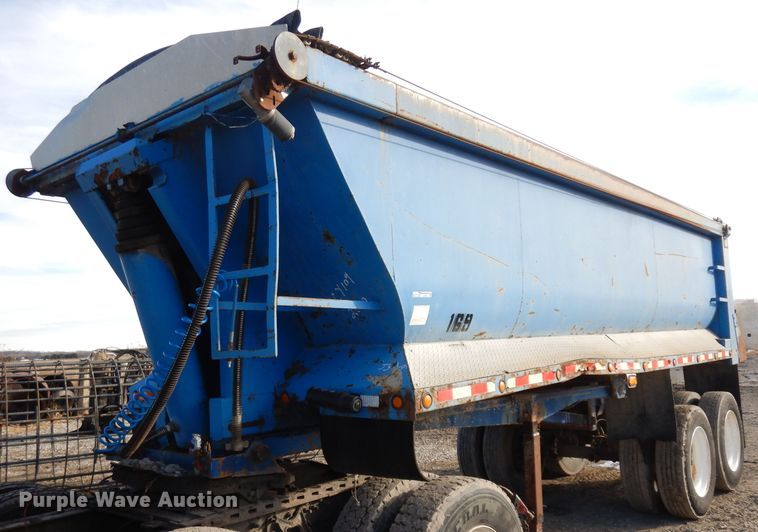 image for item GJ9161 2000 Trailer Works end dump trailer