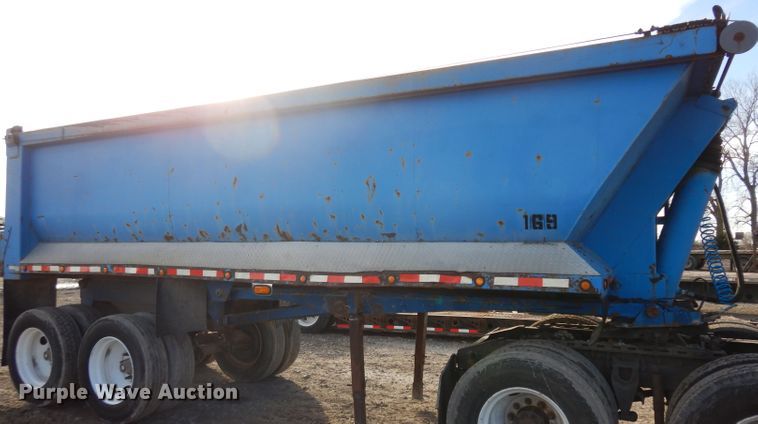 image for item GJ9161 2000 Trailer Works end dump trailer