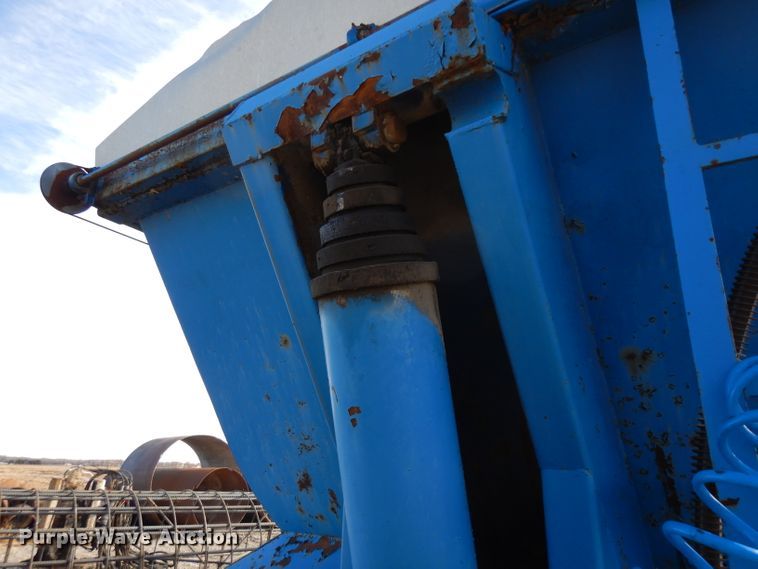 image for item GJ9161 2000 Trailer Works end dump trailer