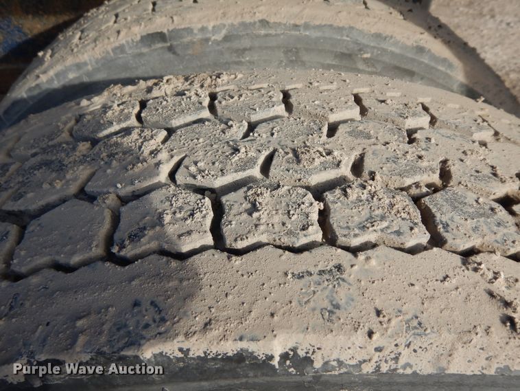 image for item GJ9161 2000 Trailer Works end dump trailer