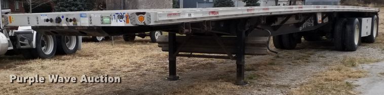 image for item GJ9163 2008 Fontaine flatbed trailer