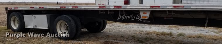 image for item GJ9163 2008 Fontaine flatbed trailer