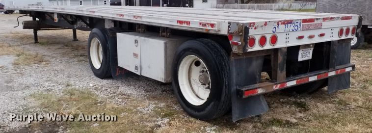 image for item GJ9163 2008 Fontaine flatbed trailer