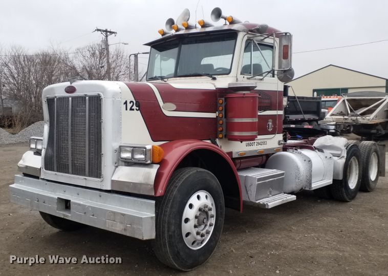 image for item GJ9165 1996 Peterbilt 379 semi truck