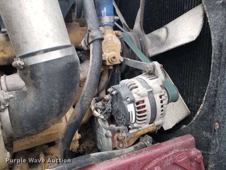 image for item GJ9165 1996 Peterbilt 379 semi truck