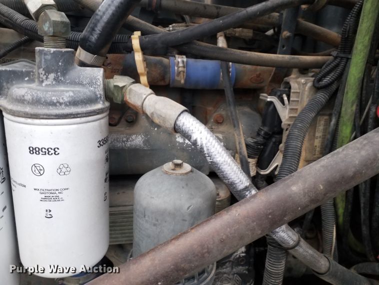 image for item GJ9166 2001 Mack CH613 semi truck