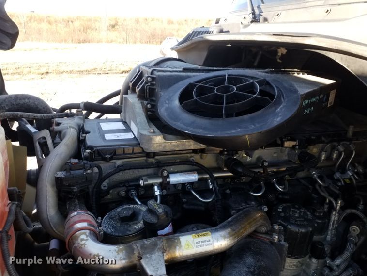 image for item GJ9191 2012 Freightliner Cascadia semi truck