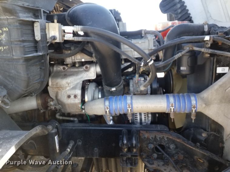 image for item GJ9191 2012 Freightliner Cascadia semi truck