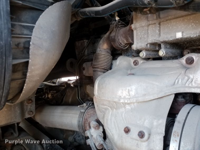 image for item GJ9192 2010 Freightliner Cascadia semi truck