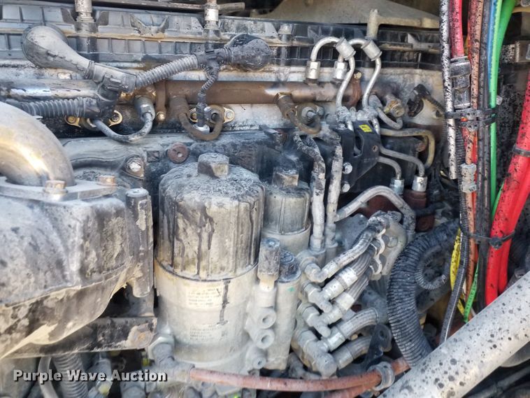 image for item GJ9193 2010 Freightliner Cascadia semi truck