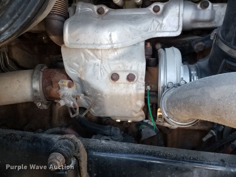 image for item GJ9194 2010 Freightliner Cascadia semi truck