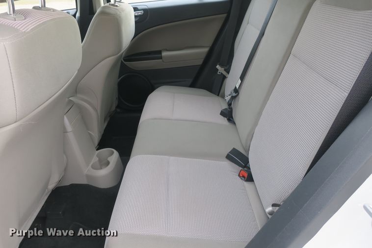 image for item DB10098 2010 Dodge Caliber SXT