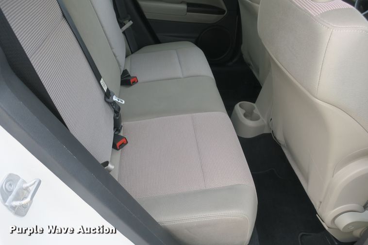 image for item DB10098 2010 Dodge Caliber SXT