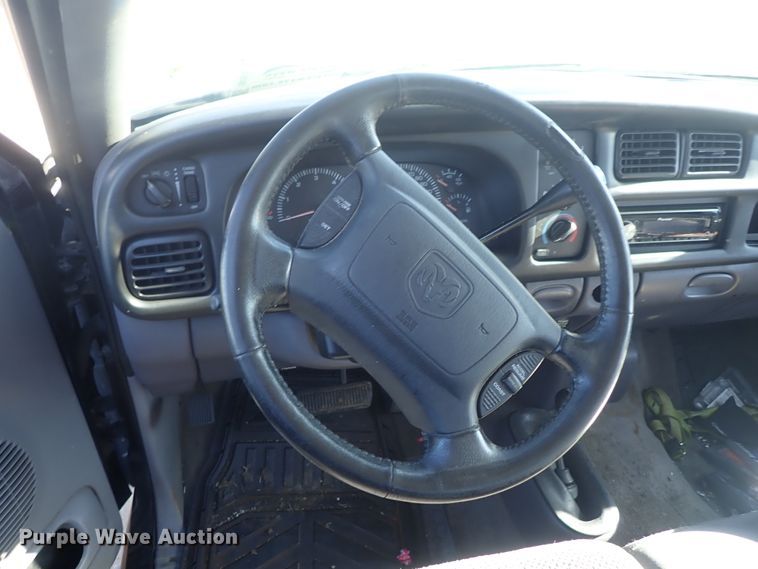 image for item DB7573 2001 Dodge Ram 1500 Quad Cab pickup truck