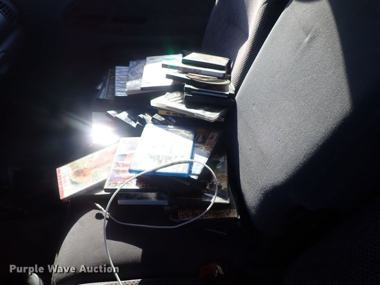 image for item DB7573 2001 Dodge Ram 1500 Quad Cab pickup truck