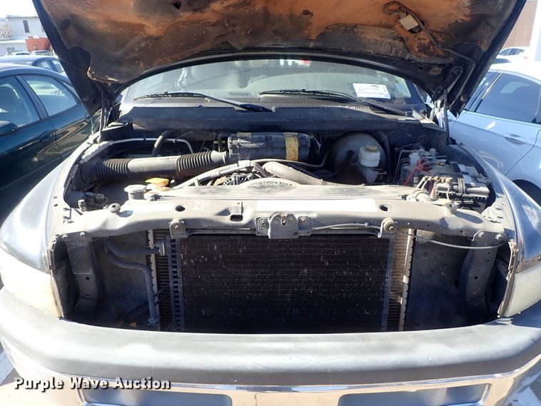 image for item DB7573 2001 Dodge Ram 1500 Quad Cab pickup truck