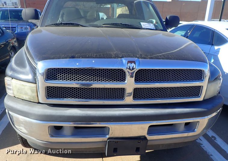 image for item DB7573 2001 Dodge Ram 1500 Quad Cab pickup truck