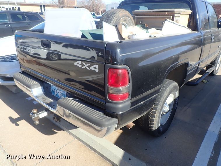 image for item DB7573 2001 Dodge Ram 1500 Quad Cab pickup truck