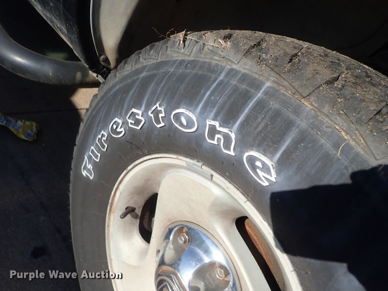 image for item DB7573 2001 Dodge Ram 1500 Quad Cab pickup truck