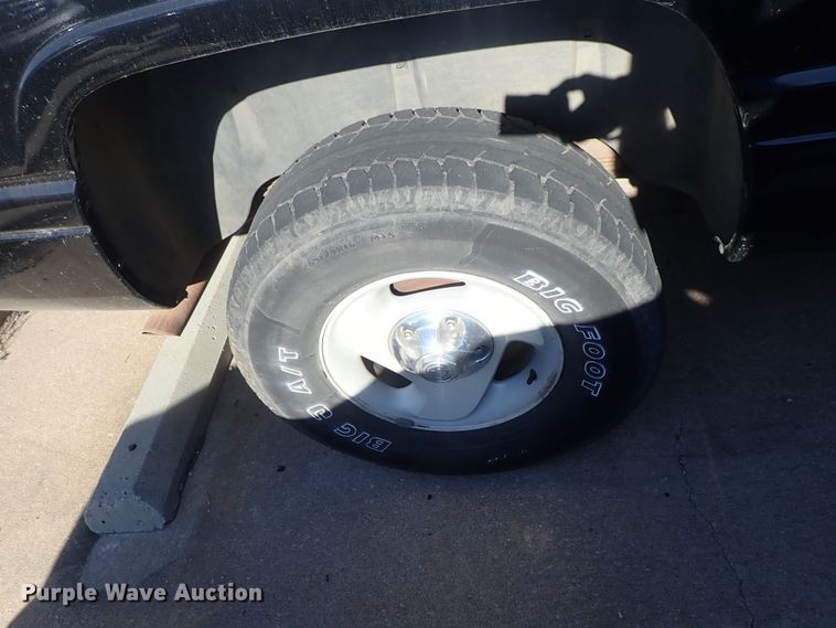 image for item DB7573 2001 Dodge Ram 1500 Quad Cab pickup truck