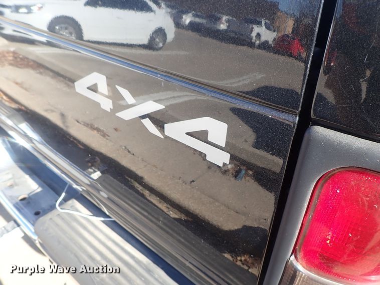 image for item DB7573 2001 Dodge Ram 1500 Quad Cab pickup truck